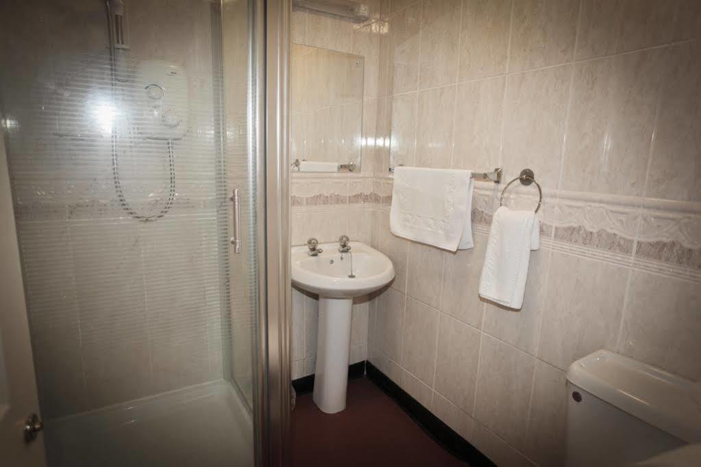 Hotel Fernanda Рапало Екстериор снимка
